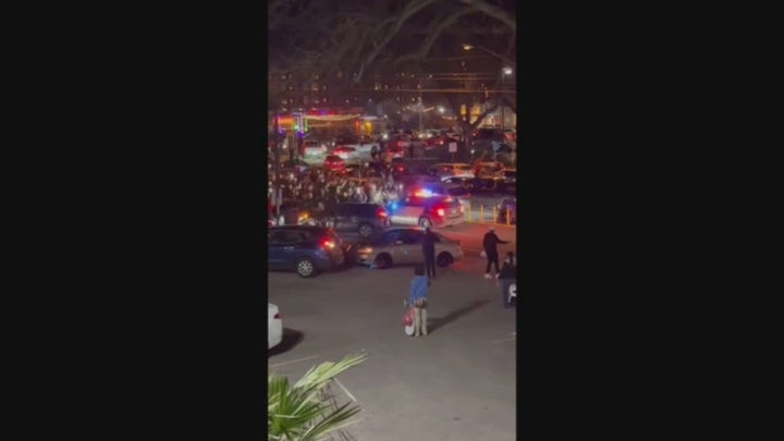 Austin, Texas, police respond to street racing and rioting 
