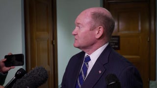 Dem senators split on why Transportation Secretary Duffy cut flights ahead of Thanksgiving surge