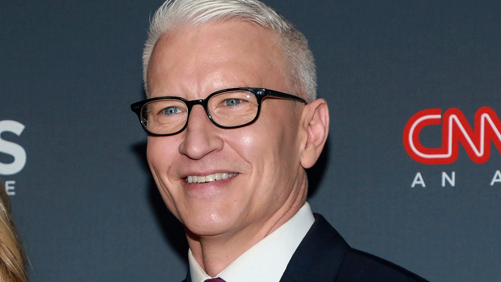 Anderson Cooper echoes Pelosi by fat-shaming President Trump