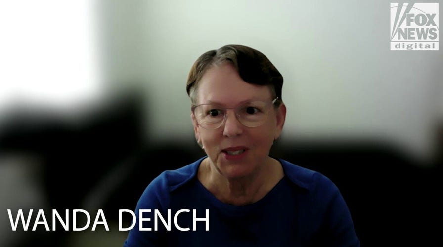 Accidental text leads to 10th Thanksgiving celebration for unlikely duo 