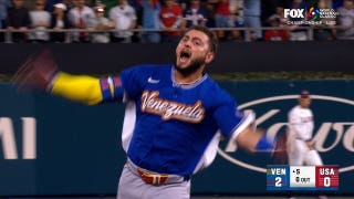 Wilyer Abreu hits solo home run, extending Venezuela's lead over United States