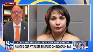 Alleged cop attacker released under new Illinois no cash bail law - Fox News