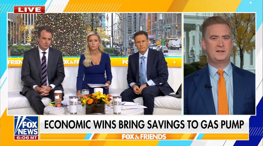 Peter Doocy reports connected White House touting economical wins up of holidays