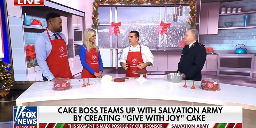 'The Cake Boss' star teams up with Salvation Army by creating 'Give with Joy' cake