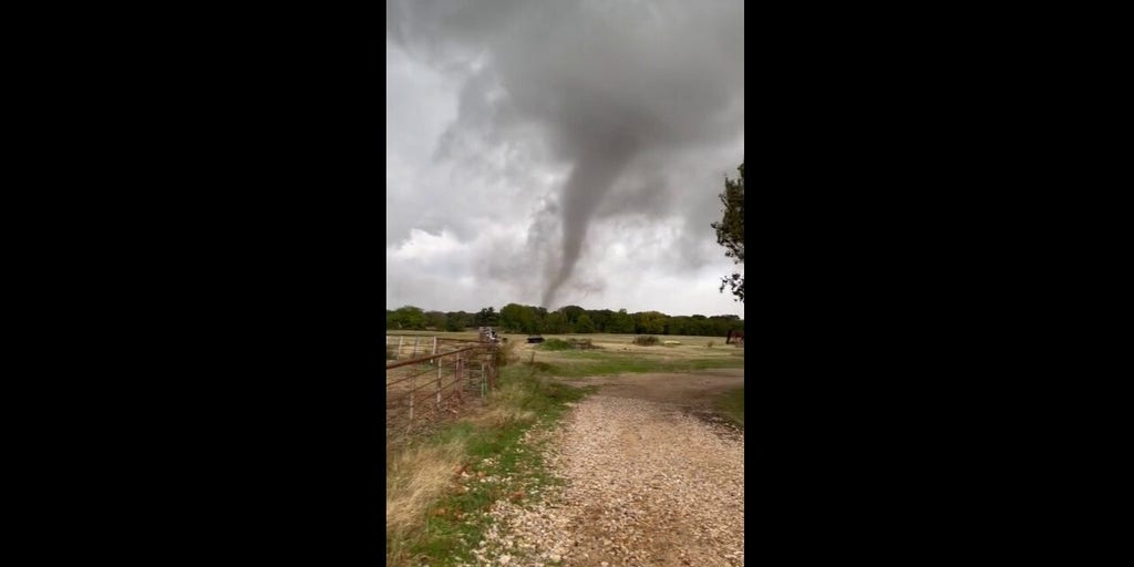 video-shows-tornado-barreling-through-east-texas-fox-news-video