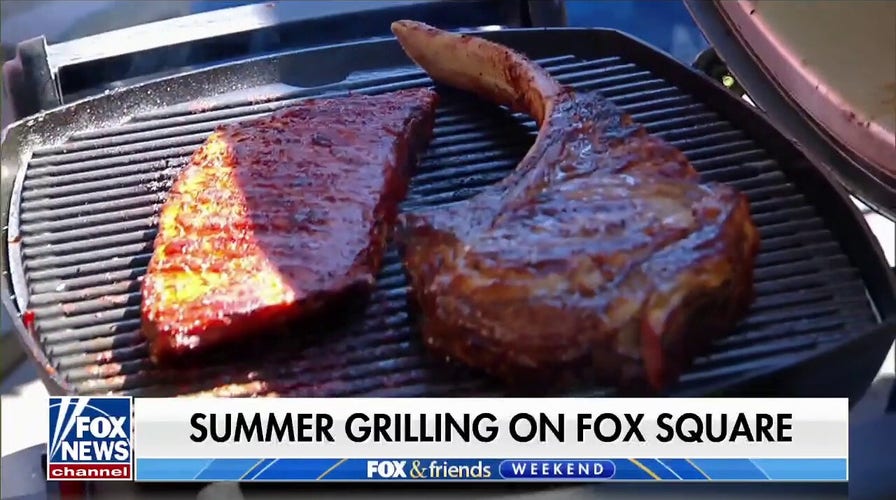‘Fox & Friends Weekend’ co-hosts have BBQ bash on FOX Square