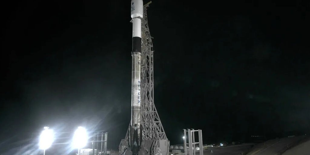 WATCH LIVE: SpaceX launches 24 Starlink satellites on Falcon 9 rocket