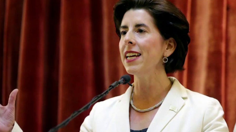 Rhode Island gov seen at wine bar after telling people to stay home