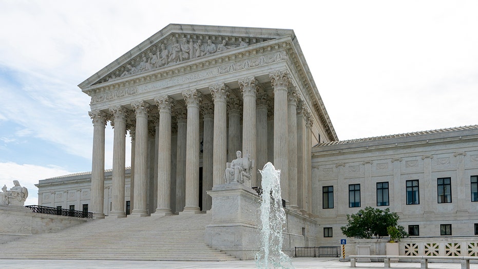 Supreme Court Rules Gay Workers Protected From Job Discrimination, In ...