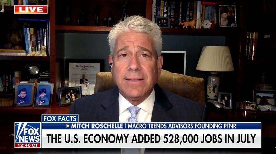 Labor participation is a ‘huge crack’ in the economy: Economic expert