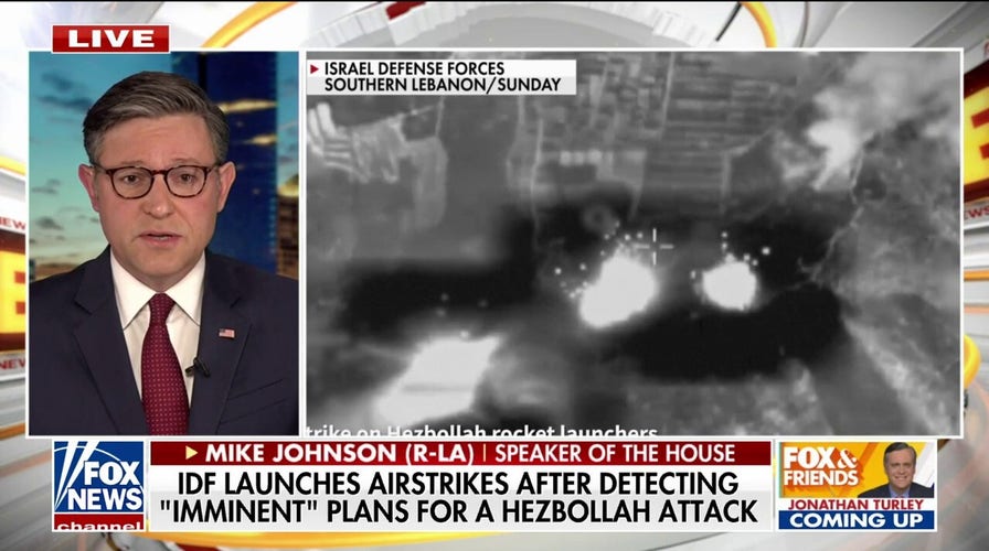 Speaker Johnson slams Biden-Harris admin's response to war in Israel: 'This is not a game'