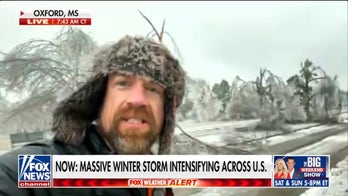 Storm chaser describes 'war zone' impact of winter ice storm in Mississippi