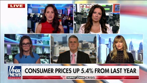 'Outnumbered' on Biden admin saying supply chain issues won't be fixed by Christmas