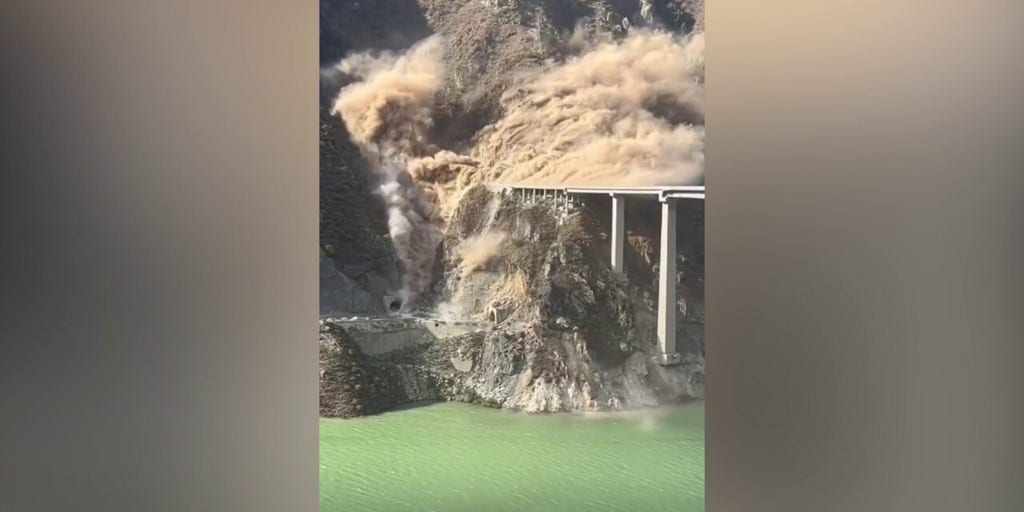 Bridge at Chinese hydropower station collapses just months after reopening