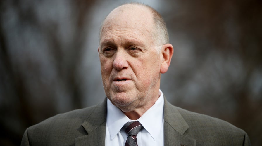  White House shifts strategy   successful  Minneapolis; Tom Homan to pb  national  "reset"