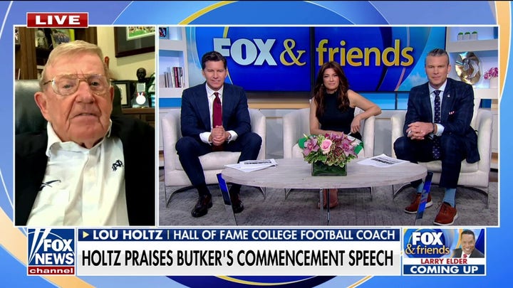 Lou Holtz backs Butker’s controversial commencement speech: ‘Stand for something’