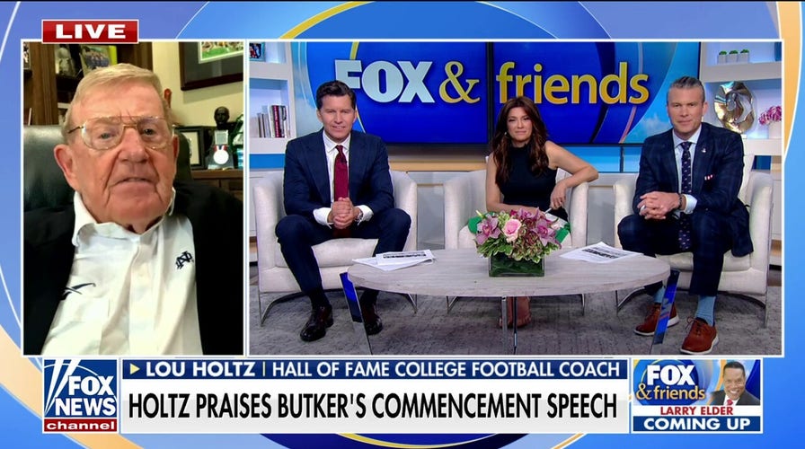 Lou Holtz backs Butker’s controversial commencement speech: ‘Stand for something’