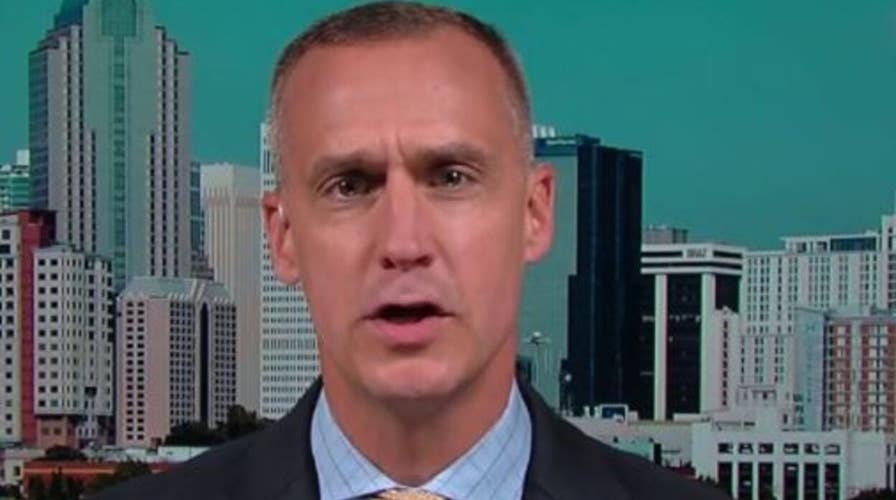 Lewandowski describes his contact with Trump at Cleveland debate