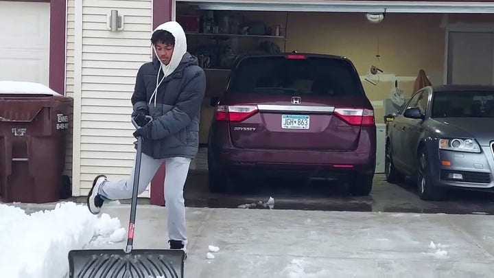 Minnesota high school student combines dance moves with snow shoveling