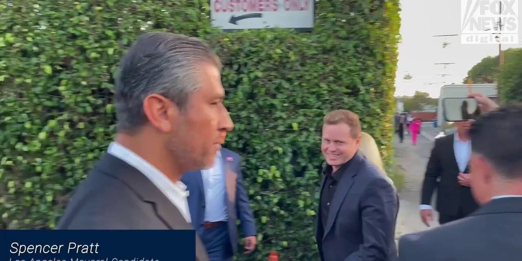 LA mayoral hopeful Spencer Pratt arrives at Election Watch party, says he feels ‘excellent’