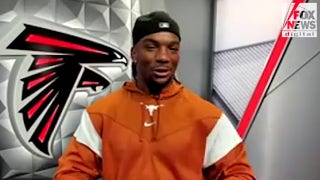 Falcons star Bijan Robinson reacts to Travis Kelce-Taylor Swift engagement