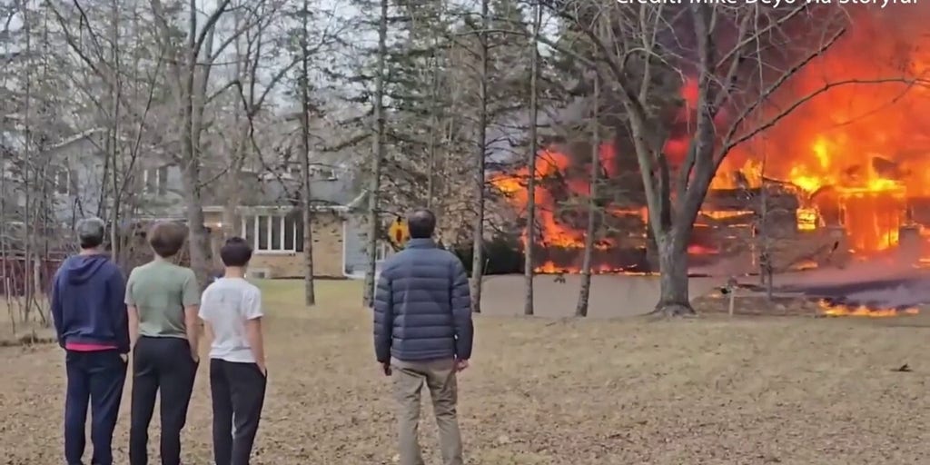 Video shows fiery plane crash into home near Minneapolis