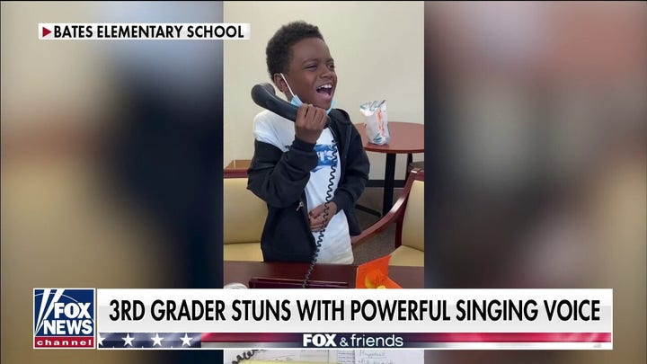 Third grader stuns with incredible National Anthem rendition