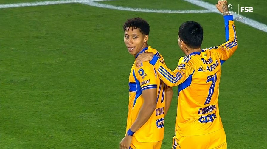Fernando Gorriarán finds Jonathan Herrera for goal in 51', giving Tigres 1-0 lead over Sounders