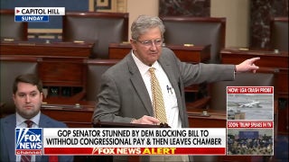 Sen. Kennedy stunned as Democrat blocks bill to withhold congressional pay during DHS shutdown