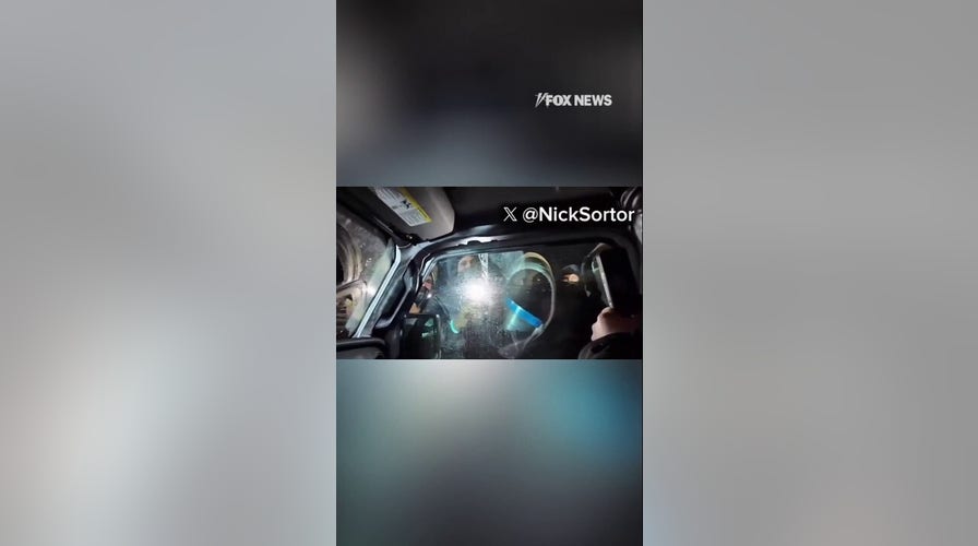 WATCH: Conservative influencer MOBBED by Minneapolis protesters