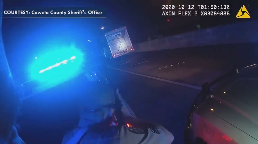 Bodycam Footage Of Police Shooting During High Speed Chase Vindicates ...