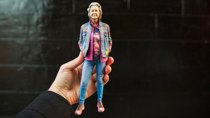 How to clone yourself as a 3D-printed figure