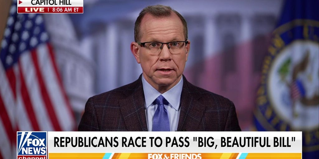 Republicans move quickly on Trump tax cut extension