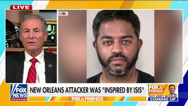 New Orleans attacker 'should have set off red flags', says former assistant FBI director
