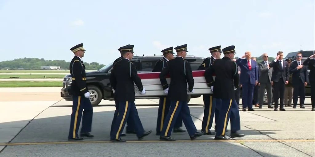 Trump honors American service members who lost their lives in Jordan and Iraq.