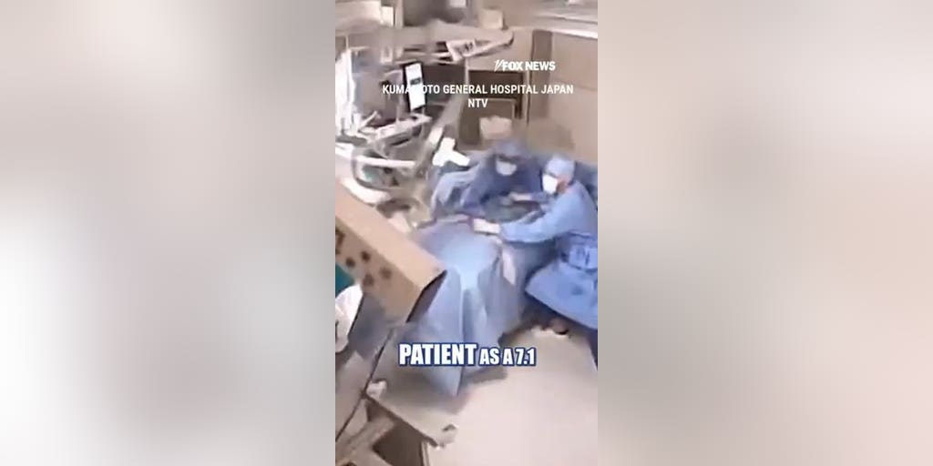 Japanese surgeons SHIELD patient during powerful earthquake