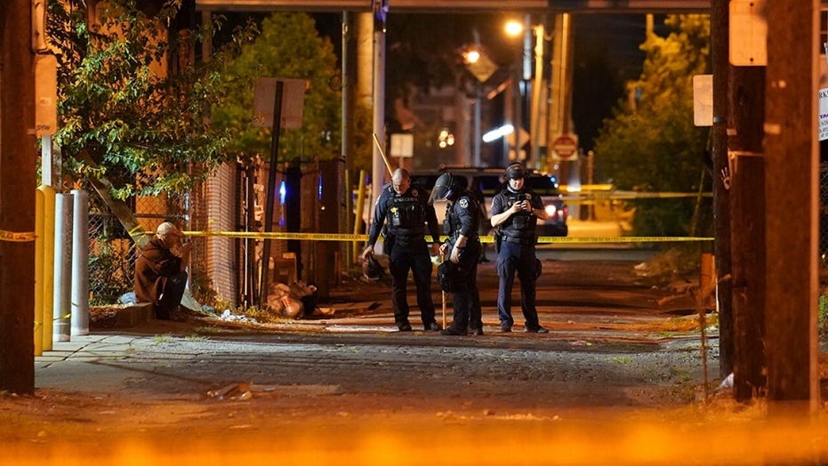 Louisville police officers shot amid Breonna Taylor protests; suspect in custody | Fox News