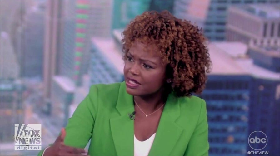 Karine Jean-Pierre condemns Trump admin, GOP for border crisis