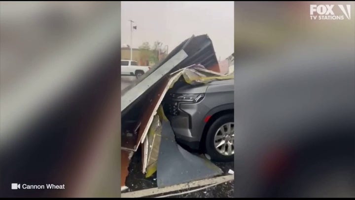 Roof ripped off Texas business during extreme storm