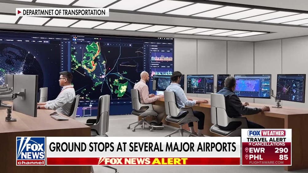 Circuit failure triggers major delays at airports in Northeast