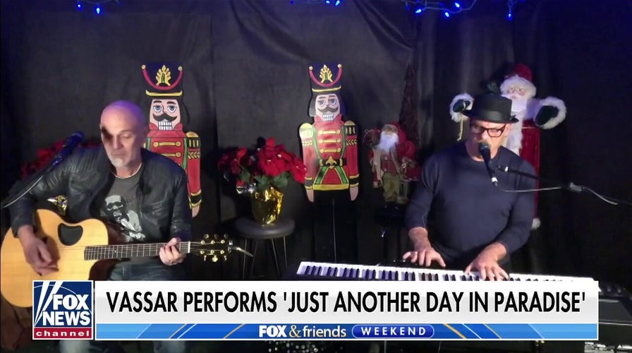 Phil Vassar joins Fox & Friends for a live performance