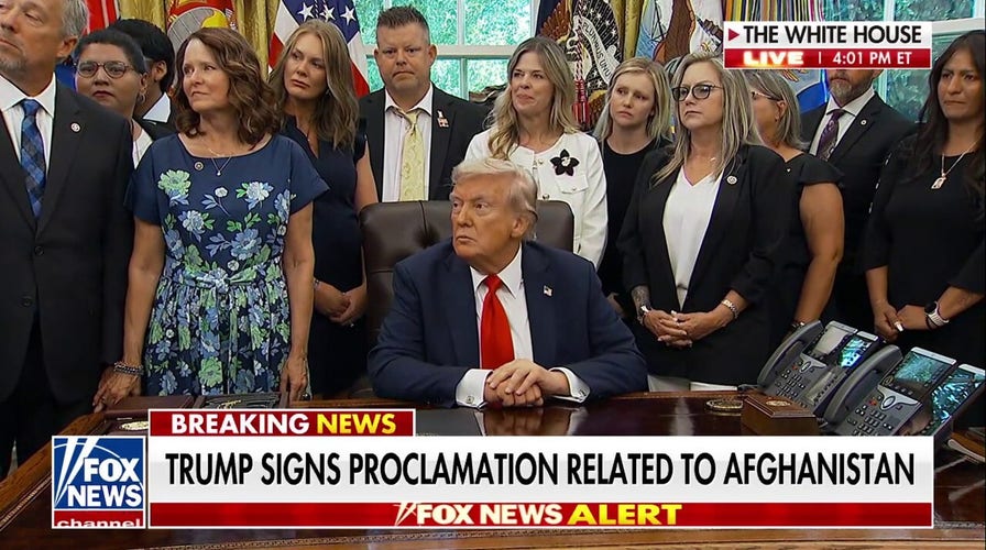 Trump signs proclamation related to Biden's botched Afghanistan exit and takes questions