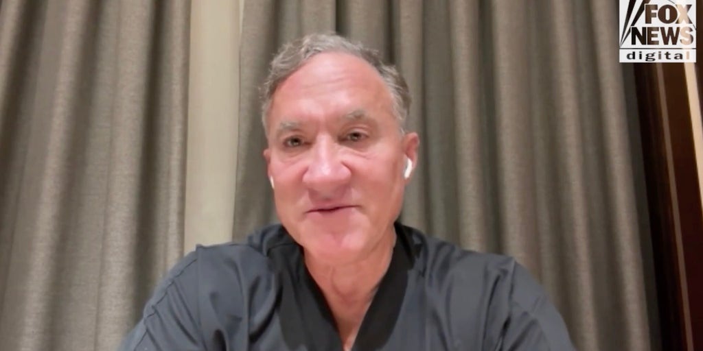 Dr. Terry Dubrow reveals why everyone should be microdosing Ozempic(02)