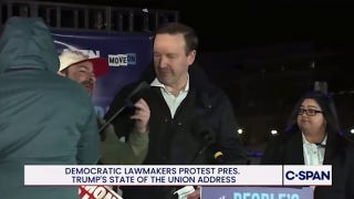 MAGA voter crashes Dem SOTU boycott rally, calling senator a 'scumbag' before getting pulled away