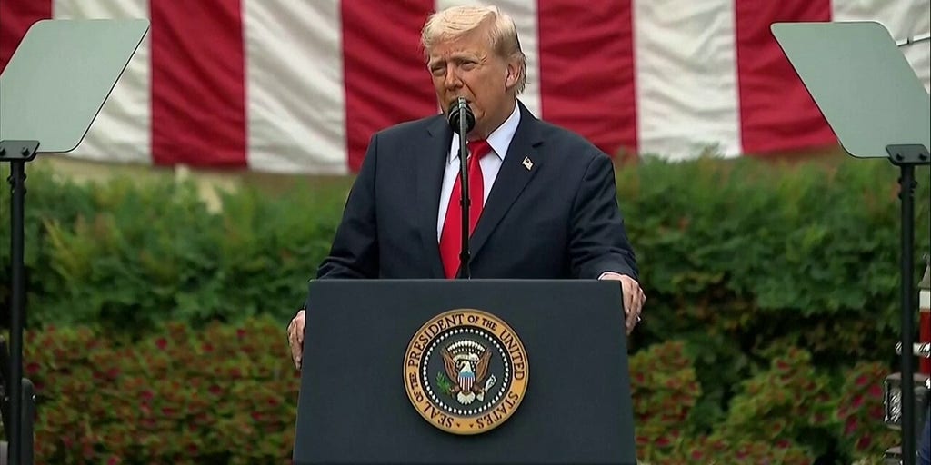Charlie Kirk to receive Presidential Medal of Freedom, Trump says