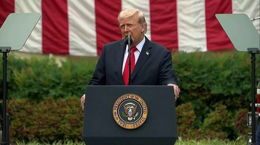 Charlie Kirk to receive Presidential Medal of Freedom, Trump says