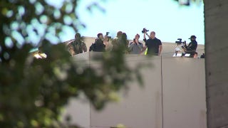 Noem visits Portland ICE facility, prays over staff