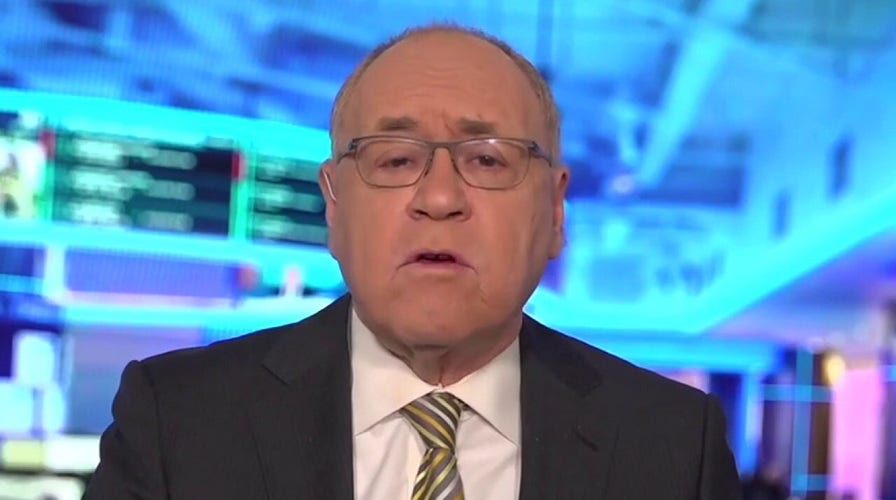 Dr. Siegel: Gov. Cuomo is ‘grandstanding’ by not allowing vaccinated New Yorkers to remove masks indoors