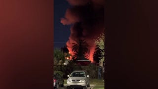 DEVELOPING: Small plane crashes into Florida mobile home park sparking fire - Fox News