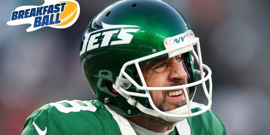 Vikings decide not to sign Aaron Rodgers | Breakfast Ball